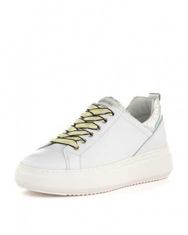 NEROGIARDINI sneakers donna in pelle bianco dettaglio argento