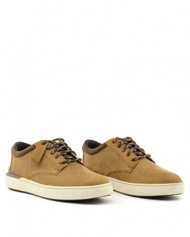 Scarpe Clarks Court Lite Derby - colore marrone- vista diagonale in coppia frontale